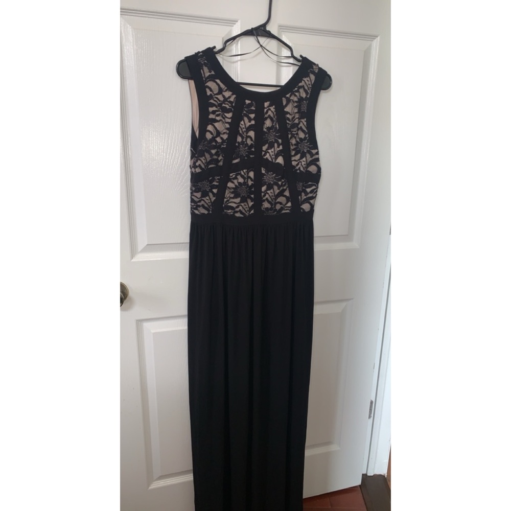 Sleeveless Maxi Dress